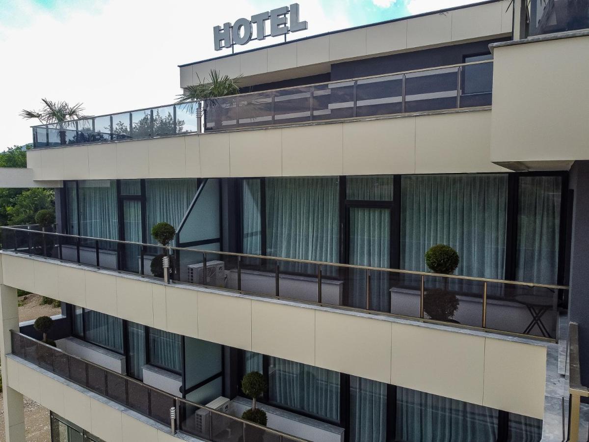 Hotel Caesar 2 Kurdzhali Luaran gambar