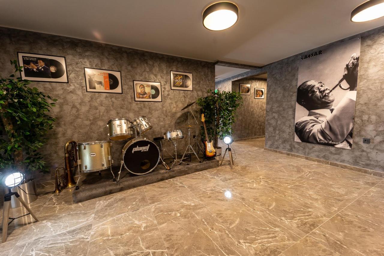 Hotel Caesar 2 Kurdzhali Luaran gambar
